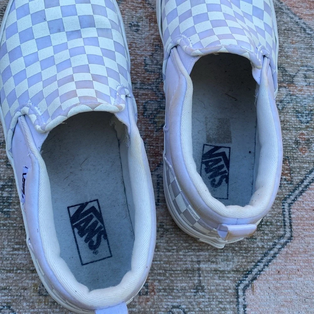 Youth white checkerboard slip on vans size 4.5 - Picture 3 of 7